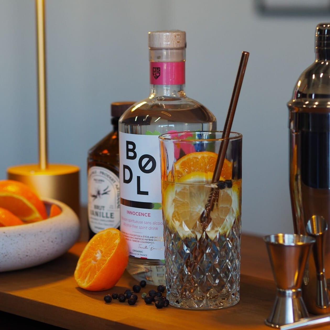 La Distillerie Bonvalet lance BØLD Innocence, un 
