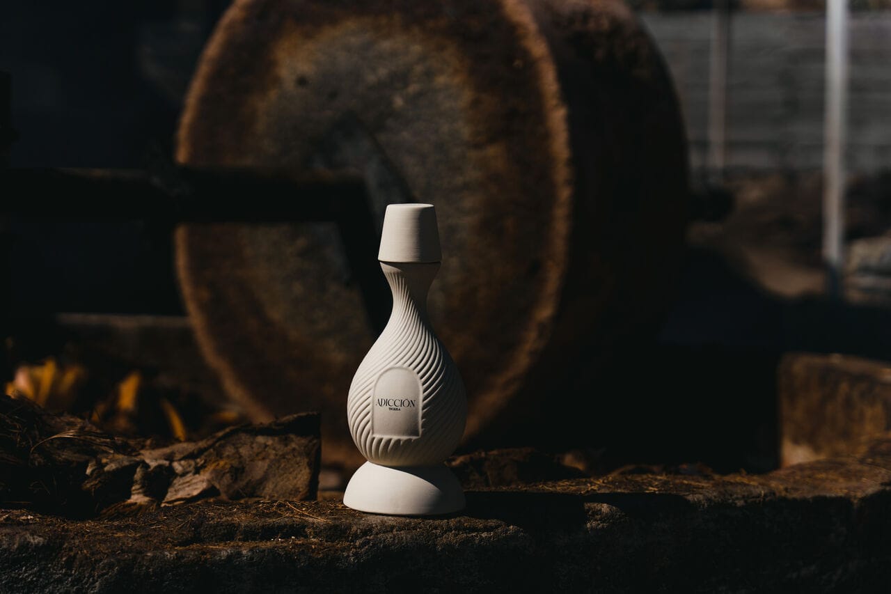 Le Mezcal fait peau neuve avec Adicciōn Tequila