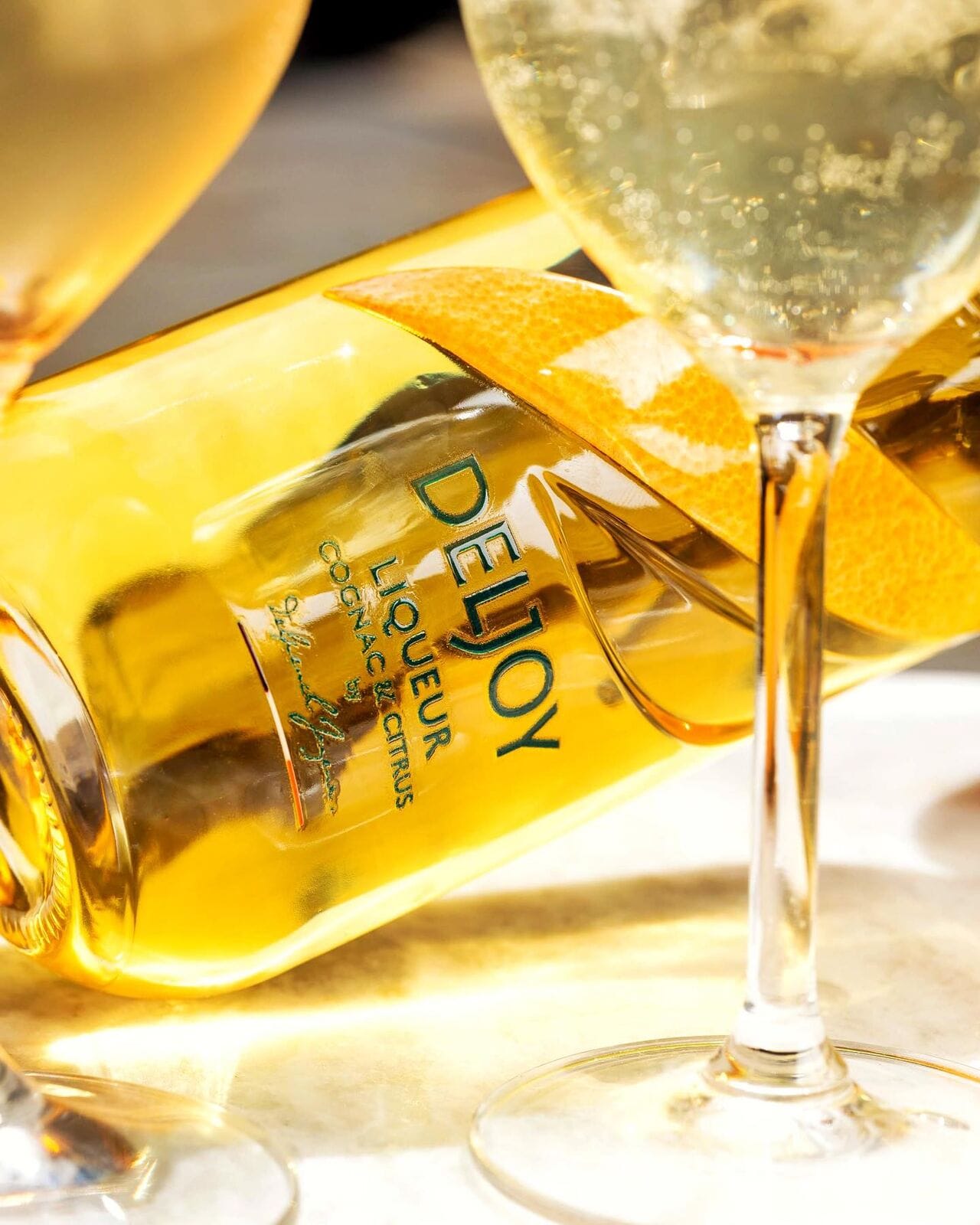 Deljoy, la nouvelle liqueur d'agrumes et Cognac