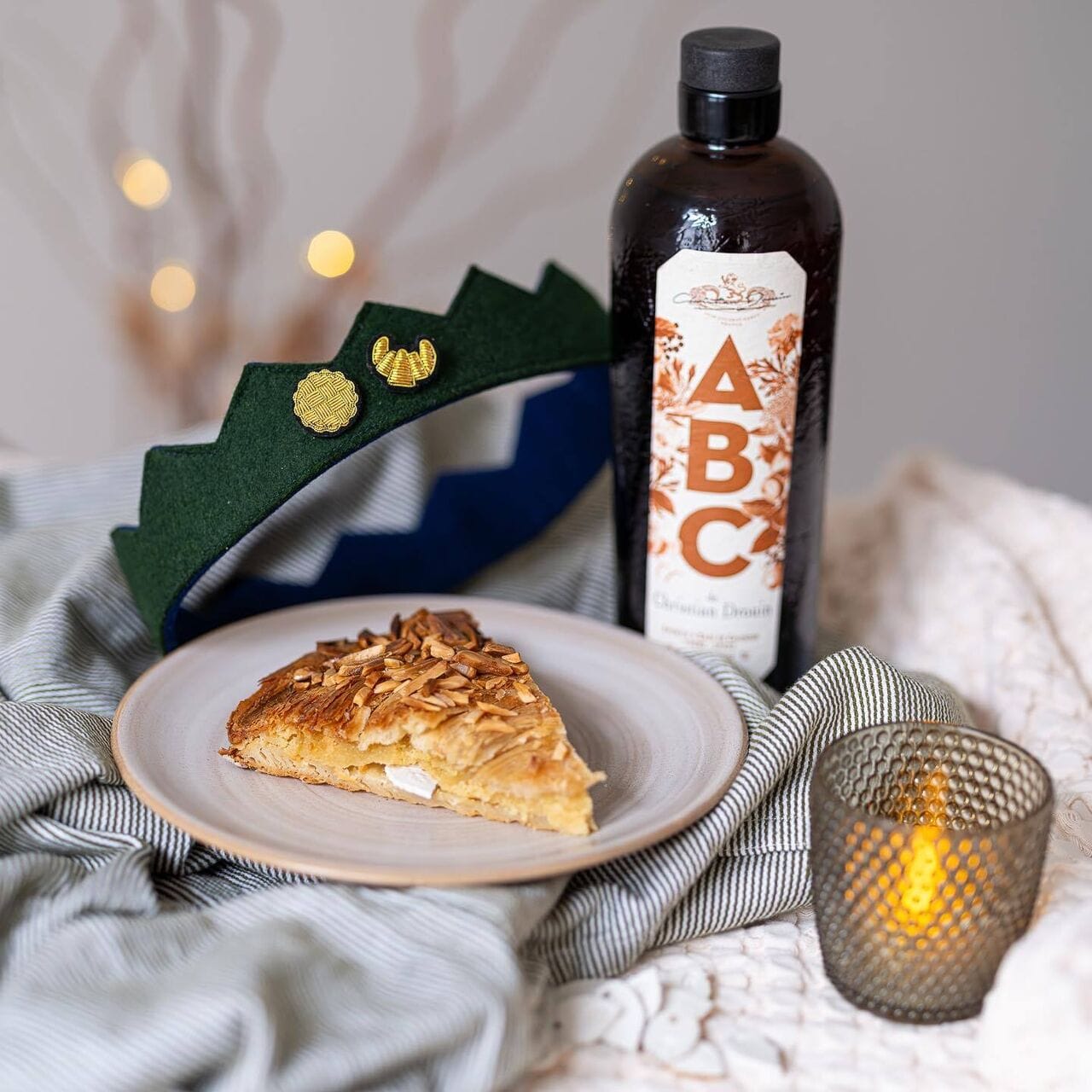 Les Calvados Christian Drouin s’associent à la boulangerie Sain et à Macon & Lesquoy à l’occasion de l’Epiphanie
