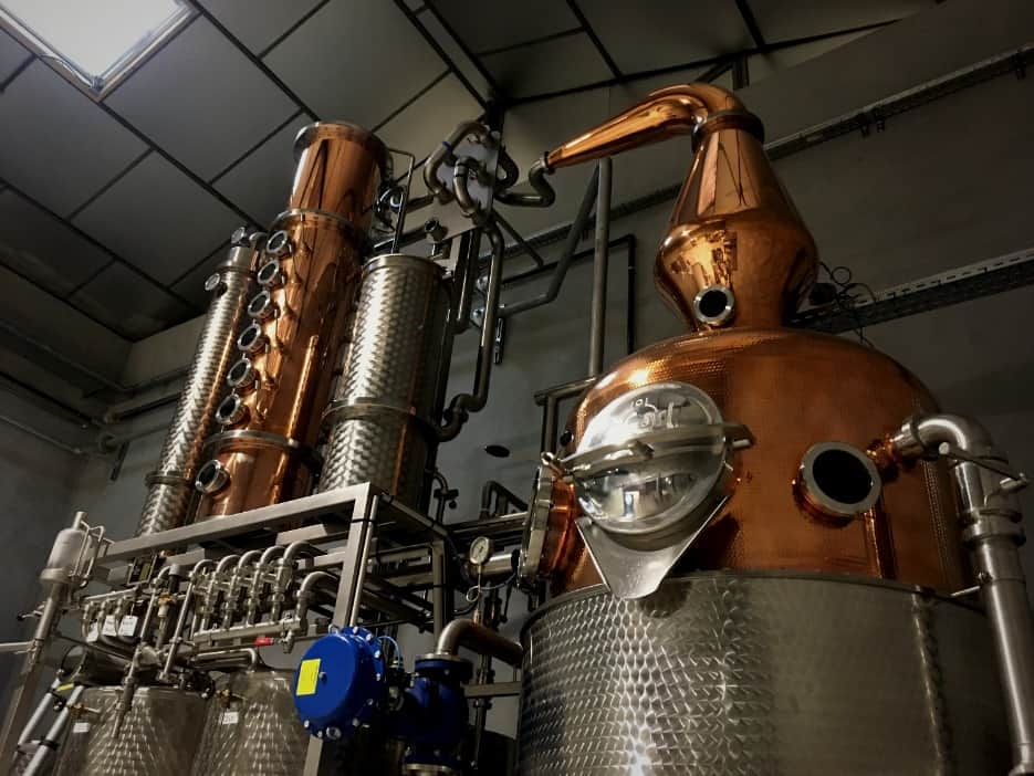 Timelapse : Comment déballer un alambic de 750L en moins de 40 secondes
