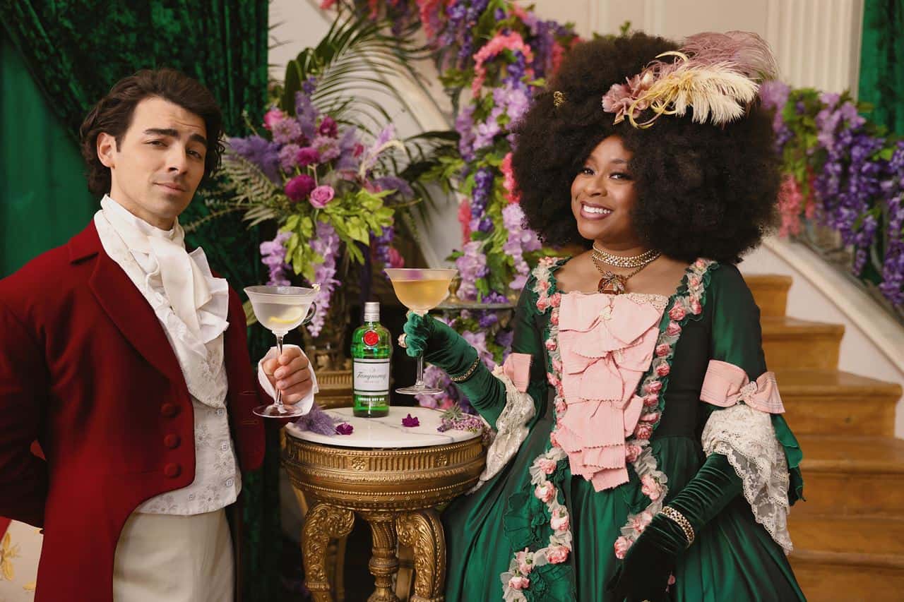 Tanqueray x Bridgerton pour le "T-Time"