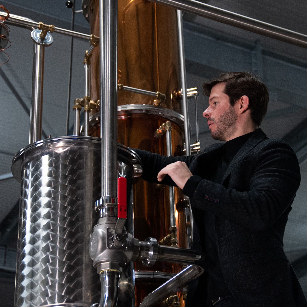 La Maison Lombard dévoile son gin distillé Esprit "Les Ribauds"
