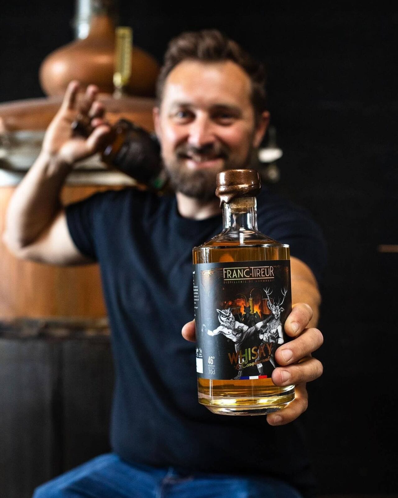 La Distillerie Franc-Tireur annonce le lancement de ses deux premiers whiskys : "Le Conquérant" et "Tourbé"