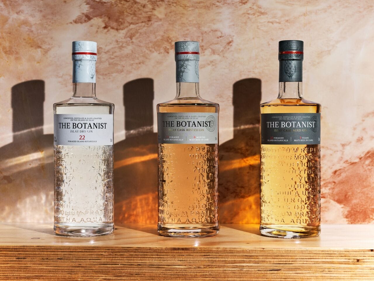 The Botanist dévoile sa collection de Gins vieillis en fûts : “The Botanist Rested” et “The Botanist Aged”