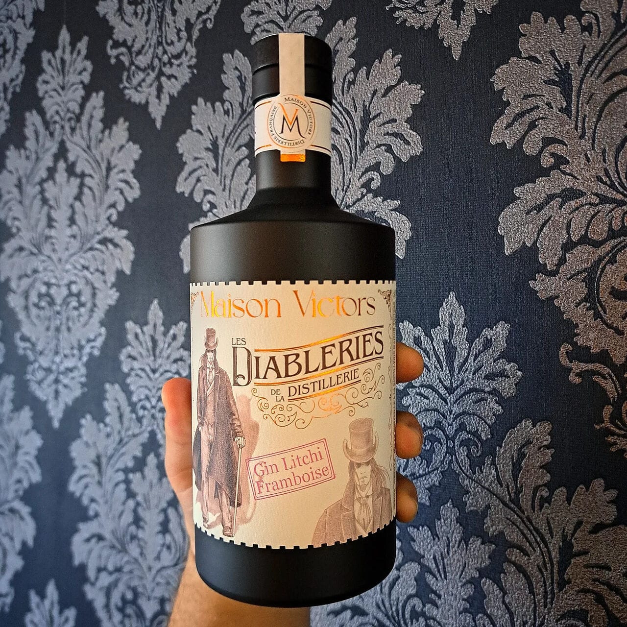 Maison Victors présente sa nouvelle "Diablerie de la Distillerie" : un gin Litchi-Framboise