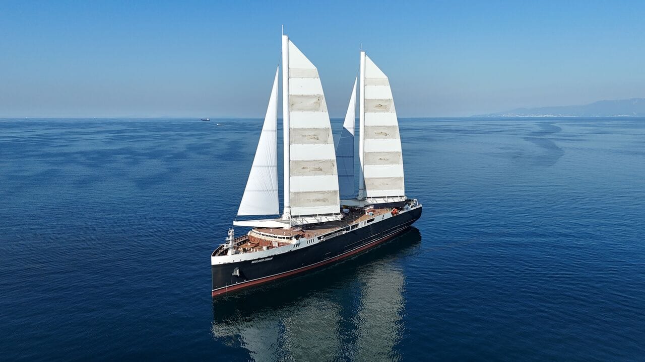 La maison Hennessy fait appel à Neoline et transforme son transport maritime