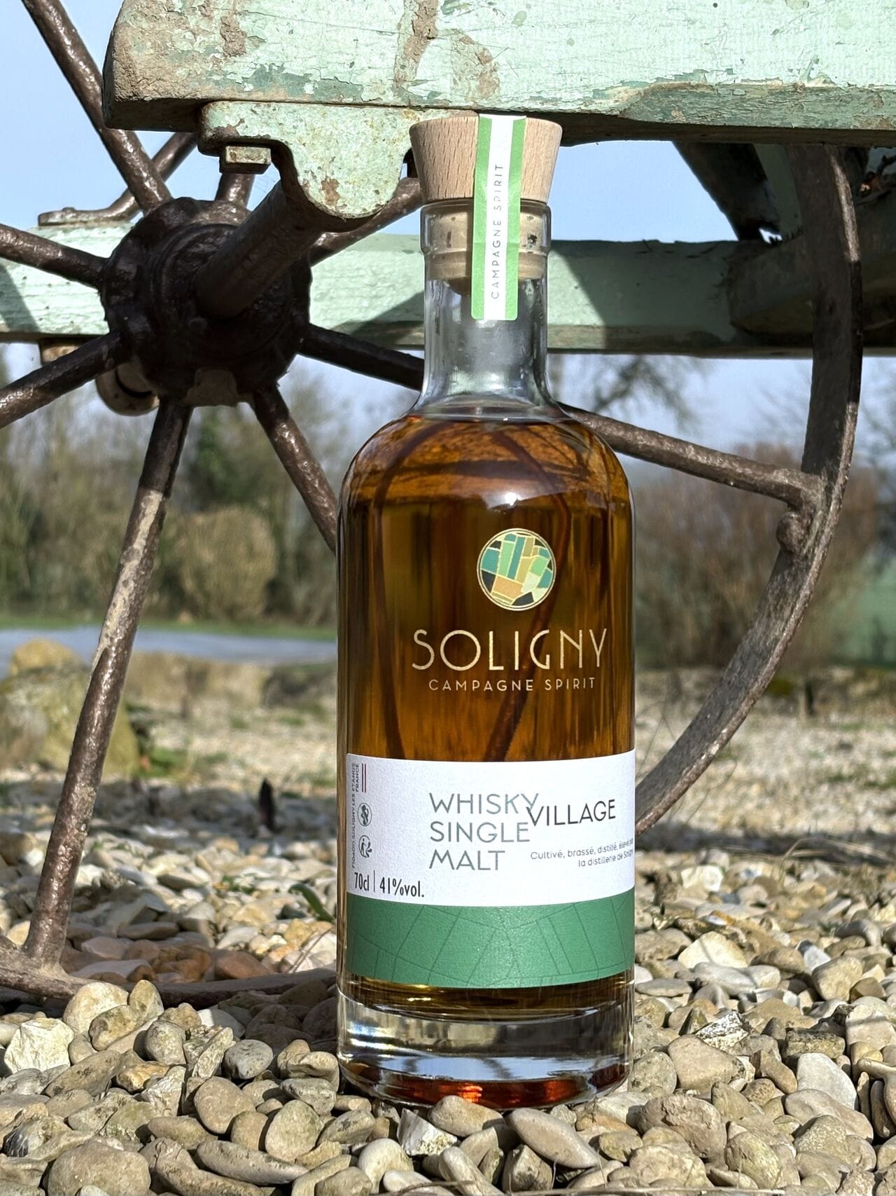 La Distillerie de Soligny lance "Village", un nouveau single malt français aux accents briochés et vanillés