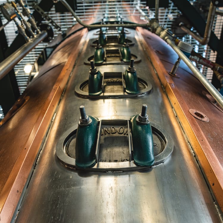 Single malt cubain, Whiskey en orbite et Distillation sans permis ?