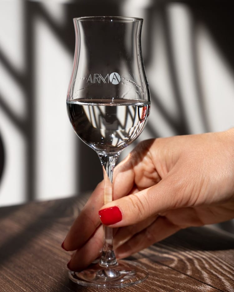La Blanche Armagnac, de la tradition a l'innovation