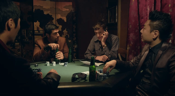 Carlsberg : Standing Up For A Friend