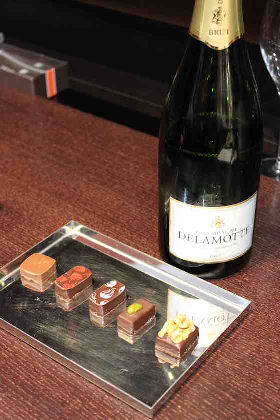 Chocolats-Henri-Le-Roux-et-Champagne-Delamotte-02