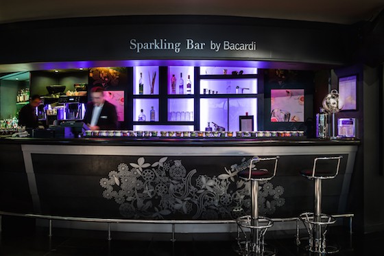Sparkling-Bar-01